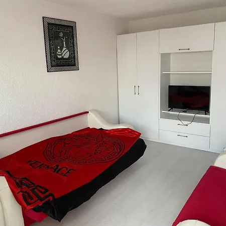 Skopje 2* Cair
