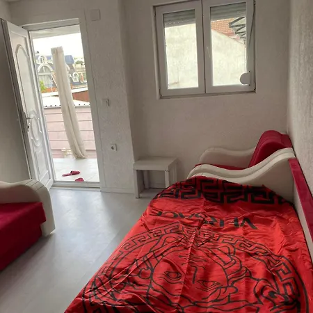 Skopje Hotel 2*